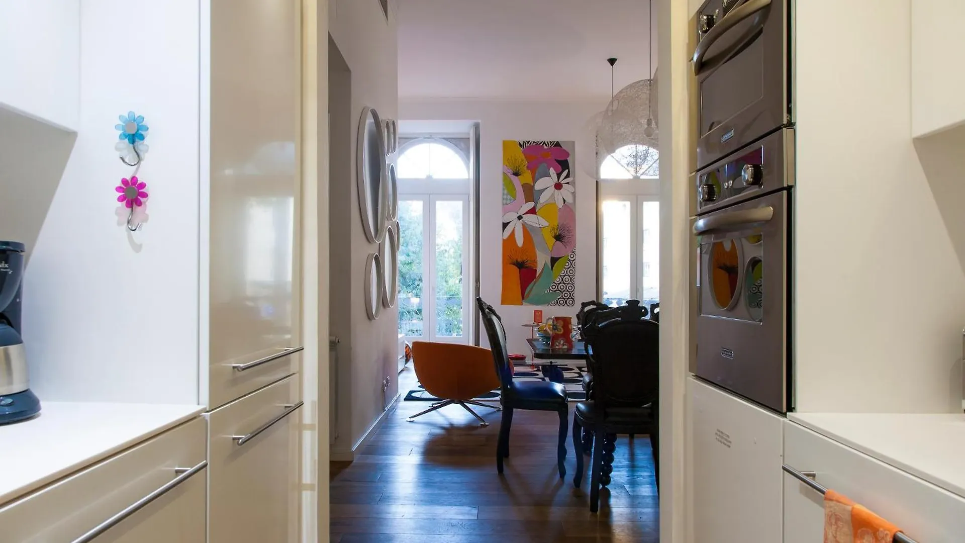 Joivy Stunning Design Apartments In Chiado Lizbona