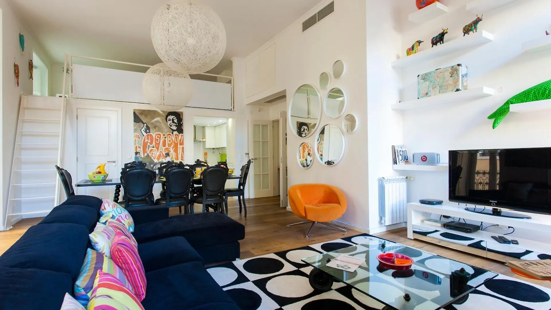 Joivy Stunning Design Apartments In Chiado Lizbona