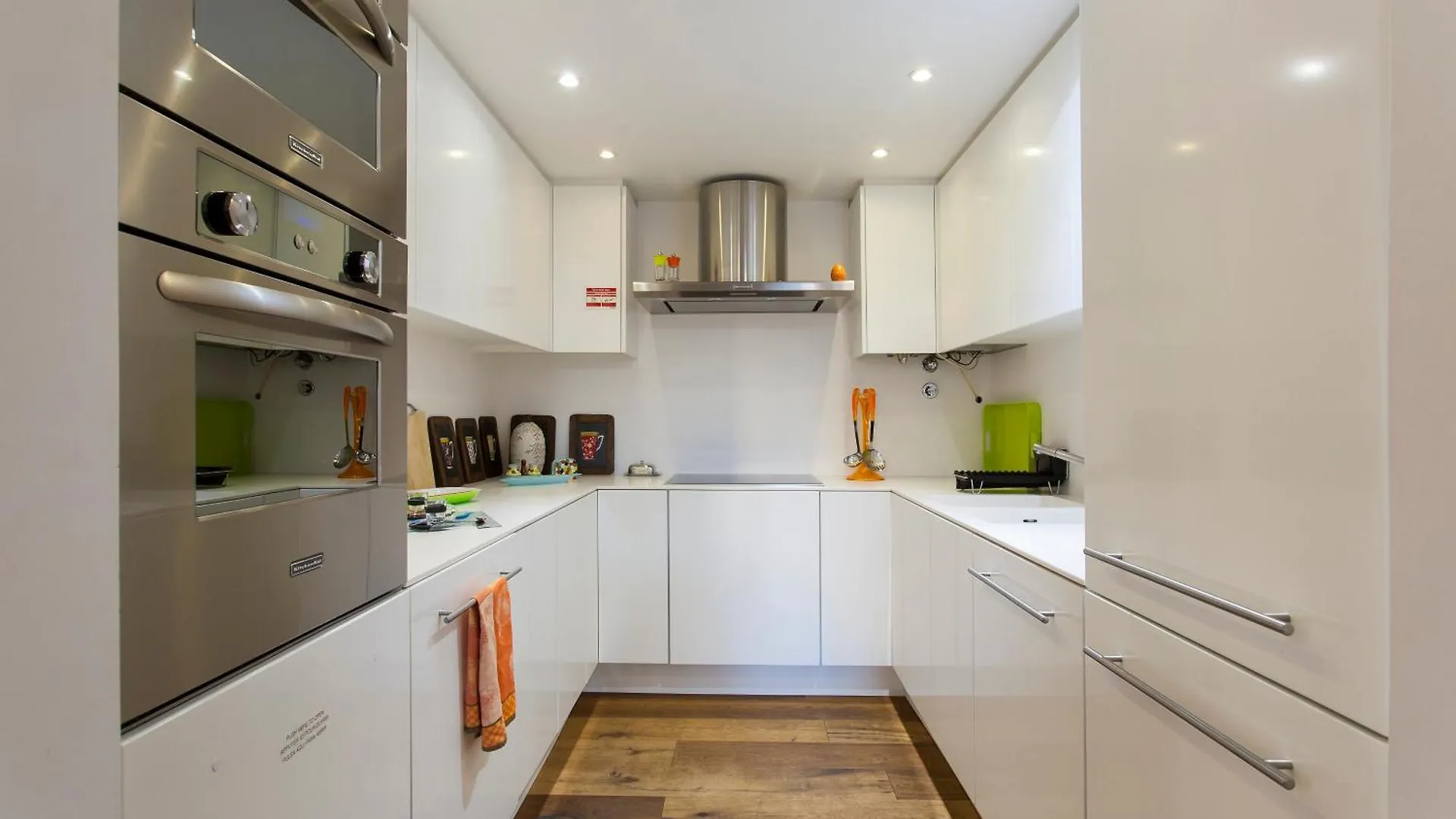 Joivy Stunning Design Apartments In Chiado Lisbon