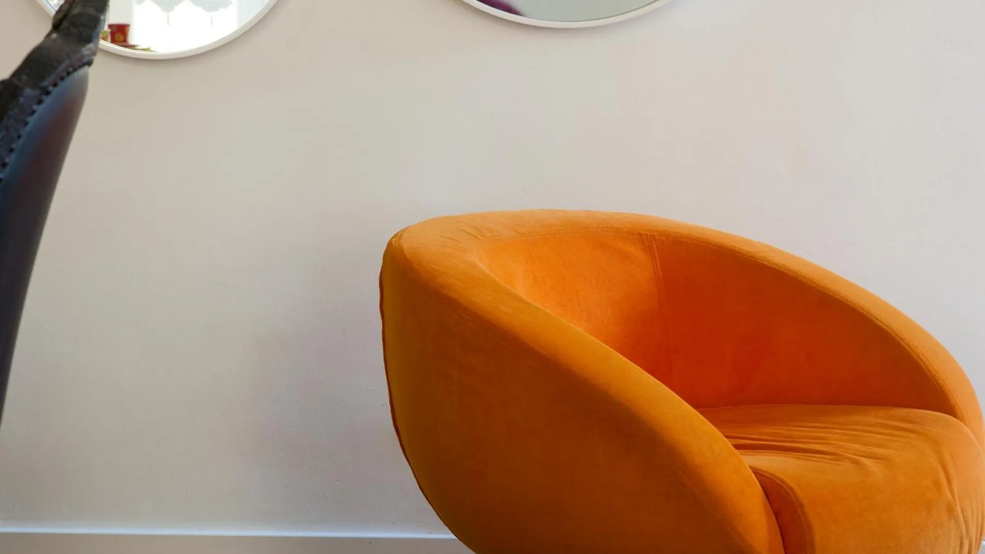 Joivy Stunning Design Apartments In Chiado Lisbon