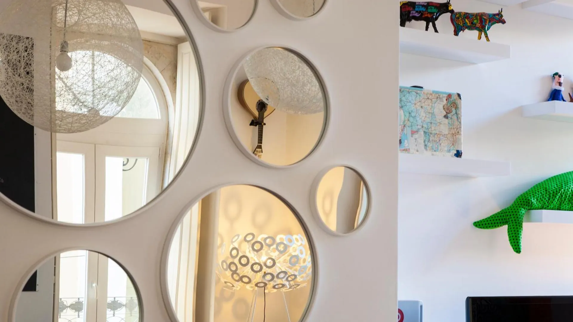 Joivy Stunning Design Apartments In Chiado Lisbon Portugal