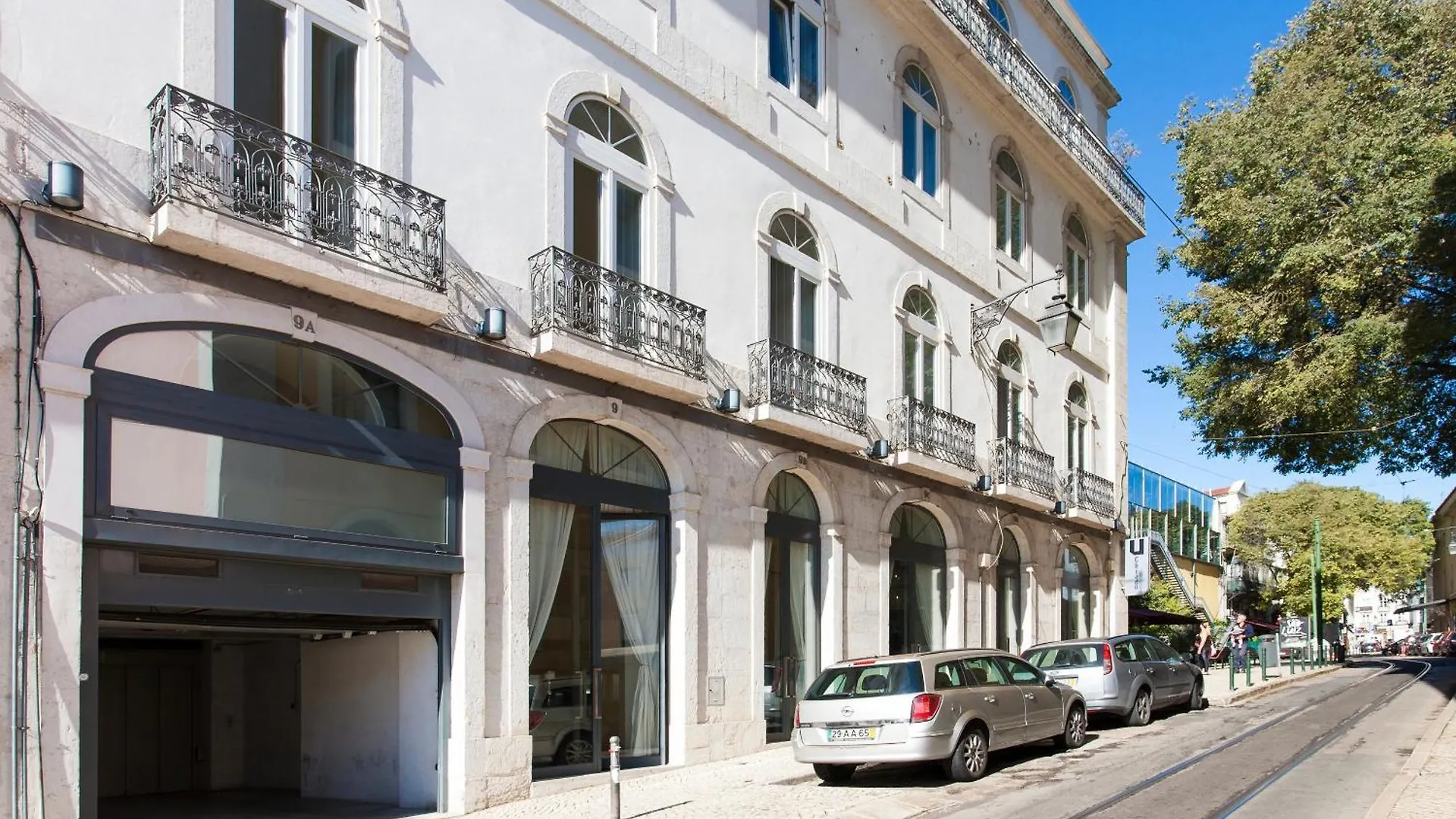 Joivy Stunning Design Apartments In Chiado Lisbon
