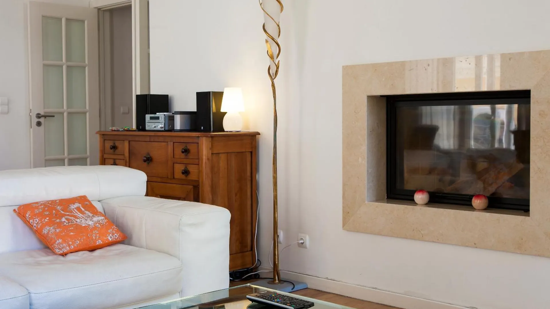 Joivy Stunning Design Apartments In Chiado Lisbon 0*,