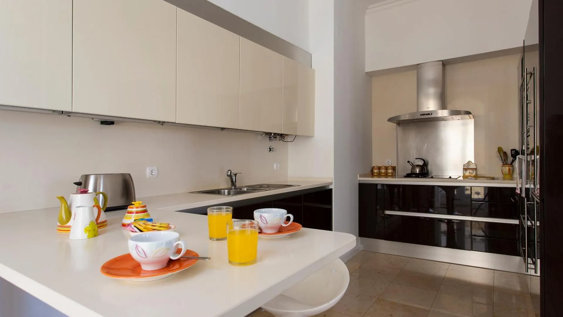Joivy Stunning Design Apartments In Chiado Lisbon 0*,  Portugal